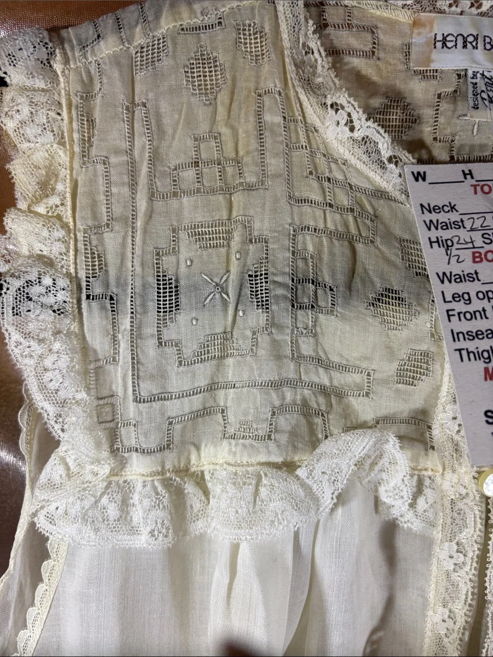 70’s Victorian revival poly blend Cream Lace-Trim girls pajama. 411